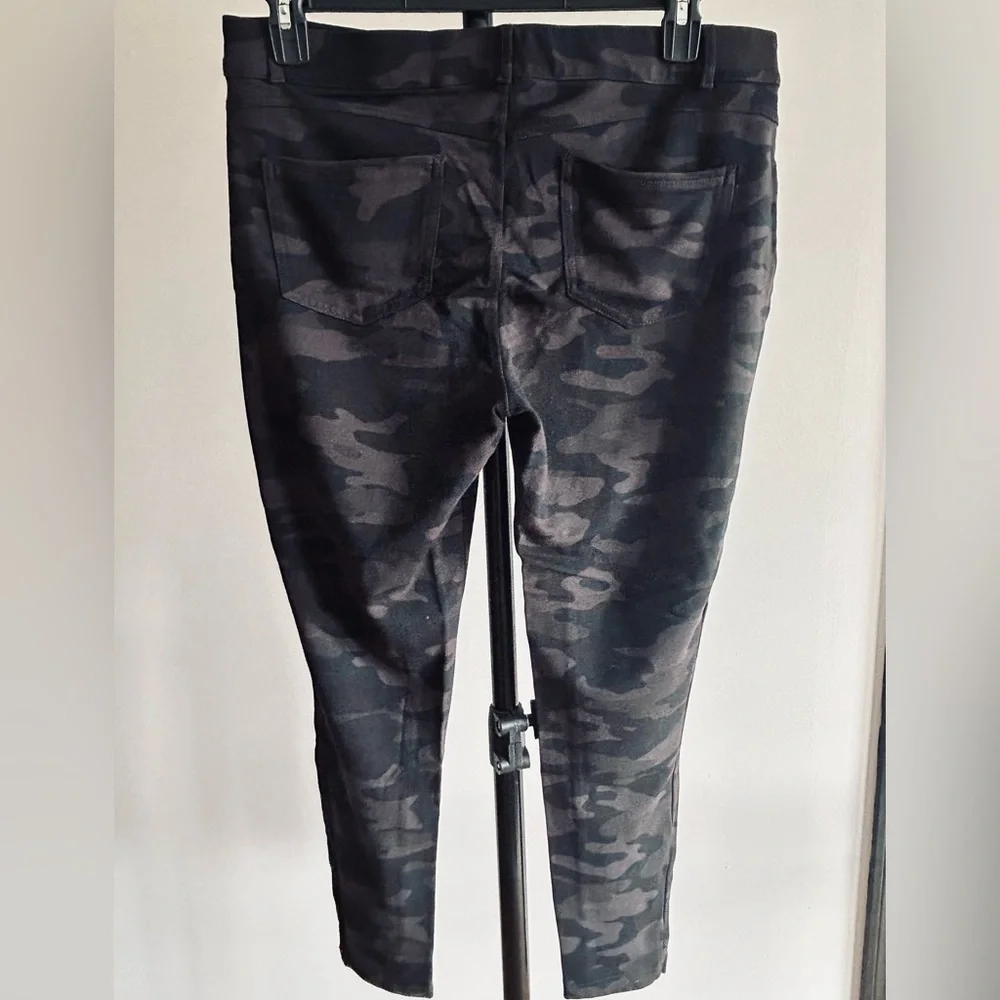 Knox Rose Camo XL leggings - Picture 4 of 5